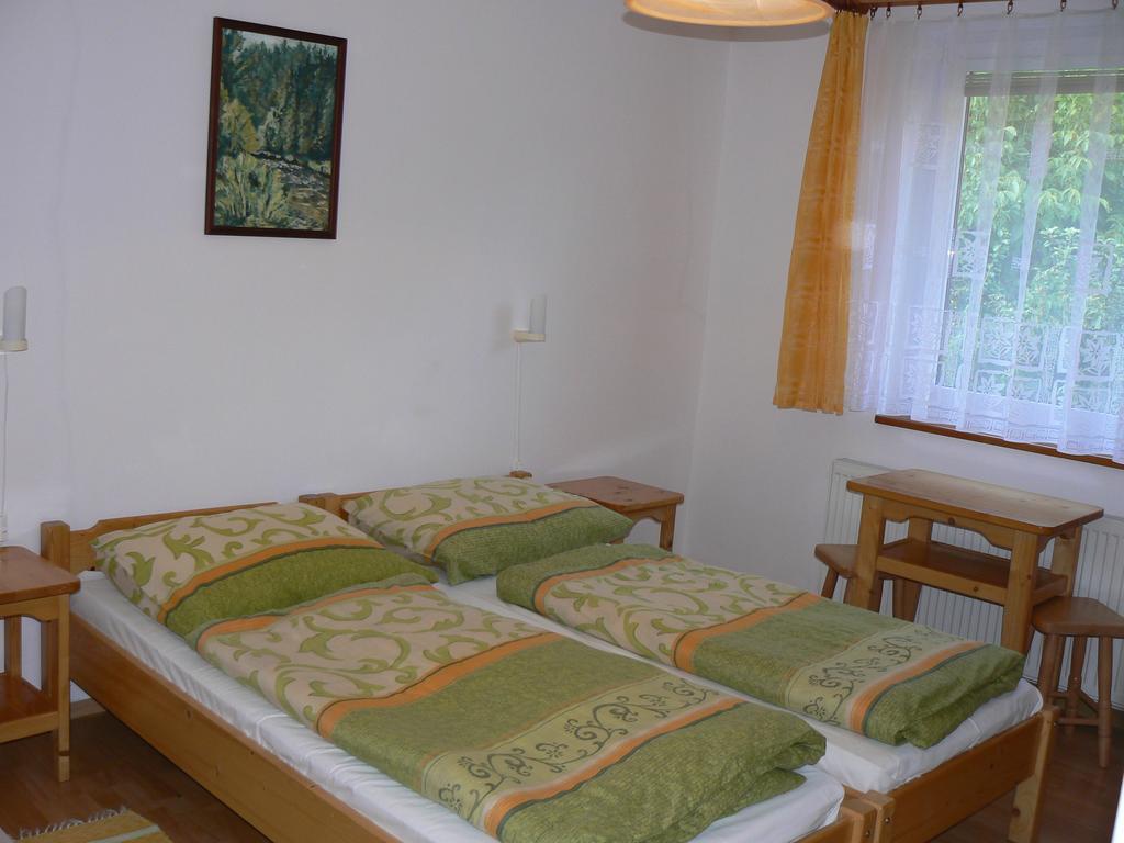 Guest House Pieninka Lesnica Екстер'єр фото