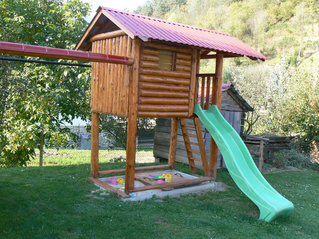 Guest House Pieninka Lesnica Екстер'єр фото